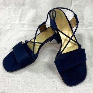 Unisa Black Strappy 2" heel Sandals 8.5